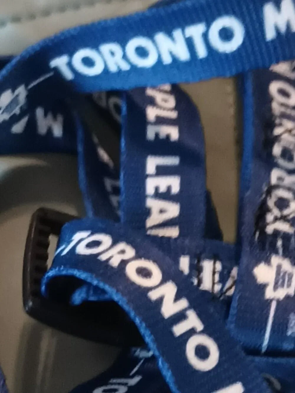NEW Toronto Maple Leafs NHL Adjustable Dog Harness